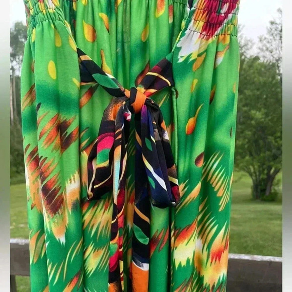 FREE💕PERIWINKLE maxi dress  Hawaiian  beach free with purchase - Picture 8 of 8